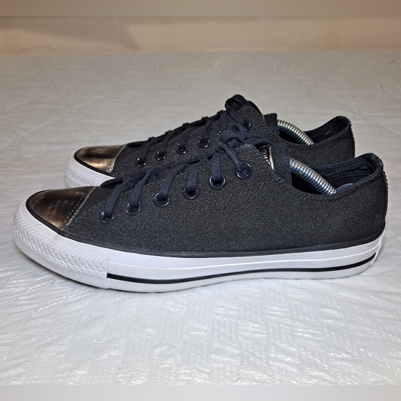 Converse All Stars Chuck Taylor Sneakers Women's 7 Low-Top Canvas Black/White - Picture 3 of 14